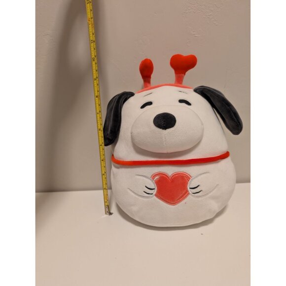 Snoopy Valentines Day Squishmallows Plush Toy With Heart - Picture 2 of 5